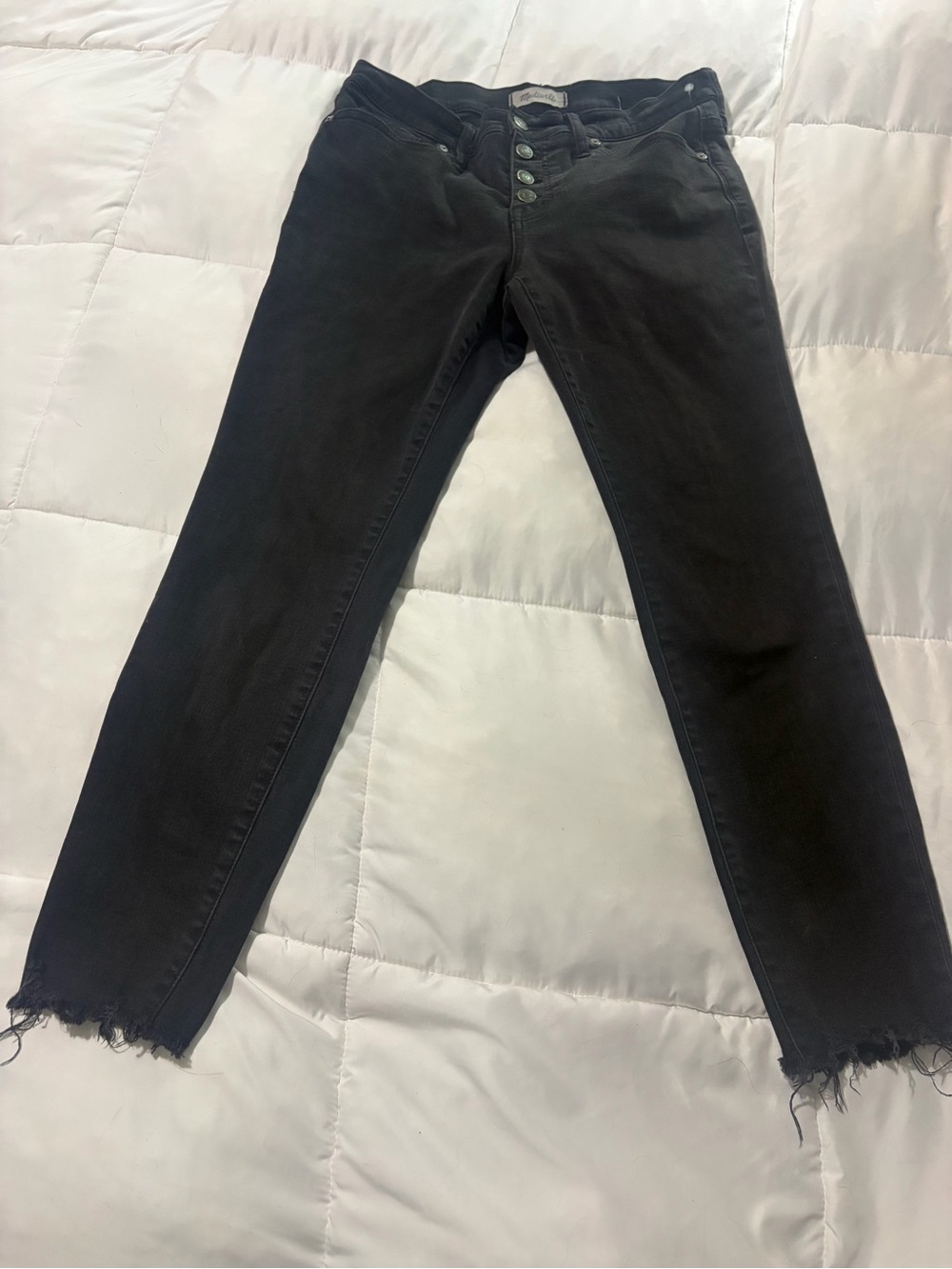 Madewell 9” high rise skinny jeans button front, frayed hem, 30P